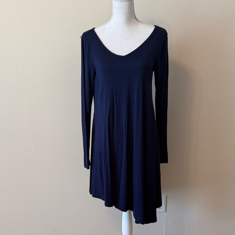 Elegant Navy Midi Dress